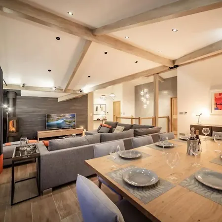 Luxurious In Holiday home